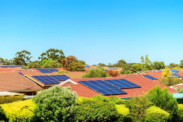 What is the best time of year to install photovoltaic solar panels?
