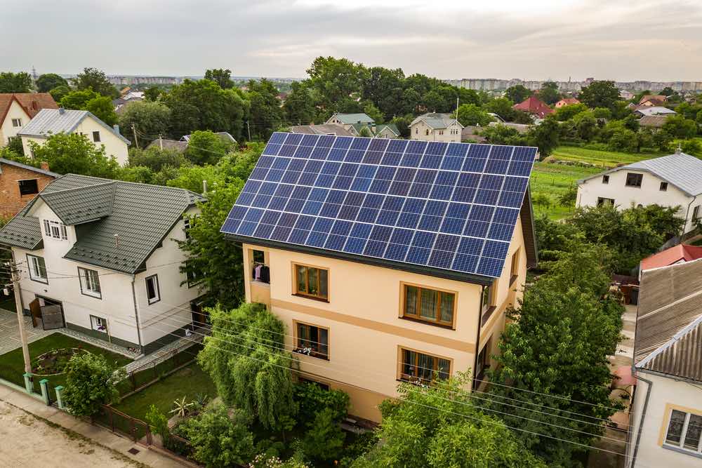 Ambitious European Union plan to fill homes, public and private buildings, with photovoltaic roofs