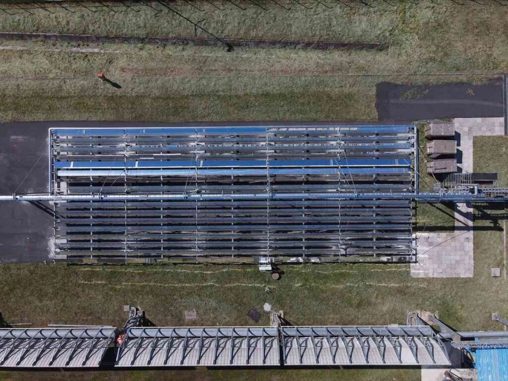 New concentrating solar system that provides "clean" heat for high energy applications