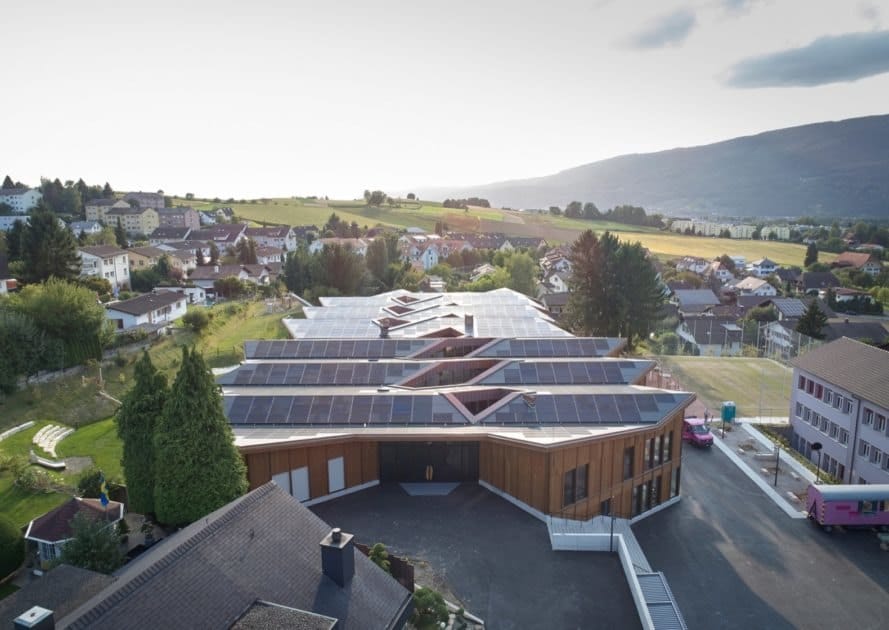 This school produces enough solar energy to cover all its needs and the 50 houses that surround it