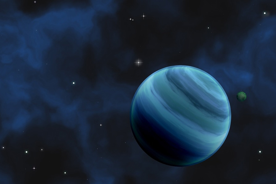 The lightest extrasolar planet found near Earth