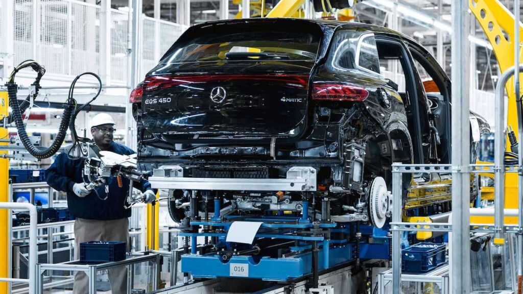 Mercedes-Benz EQS SUV production begins in Alabama