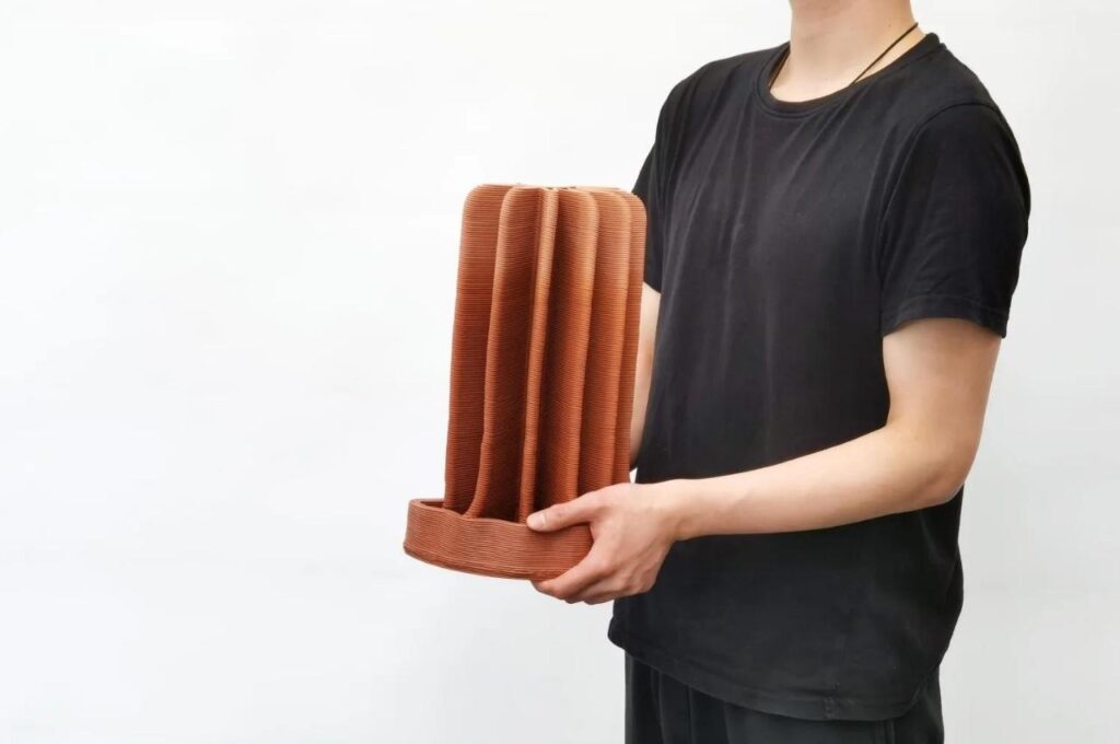 3D printed clay cigar humidor made with recycled ceramic powder