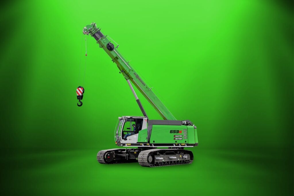 Sennebogen introduces the first battery-powered 50-tonne electric crawler crane