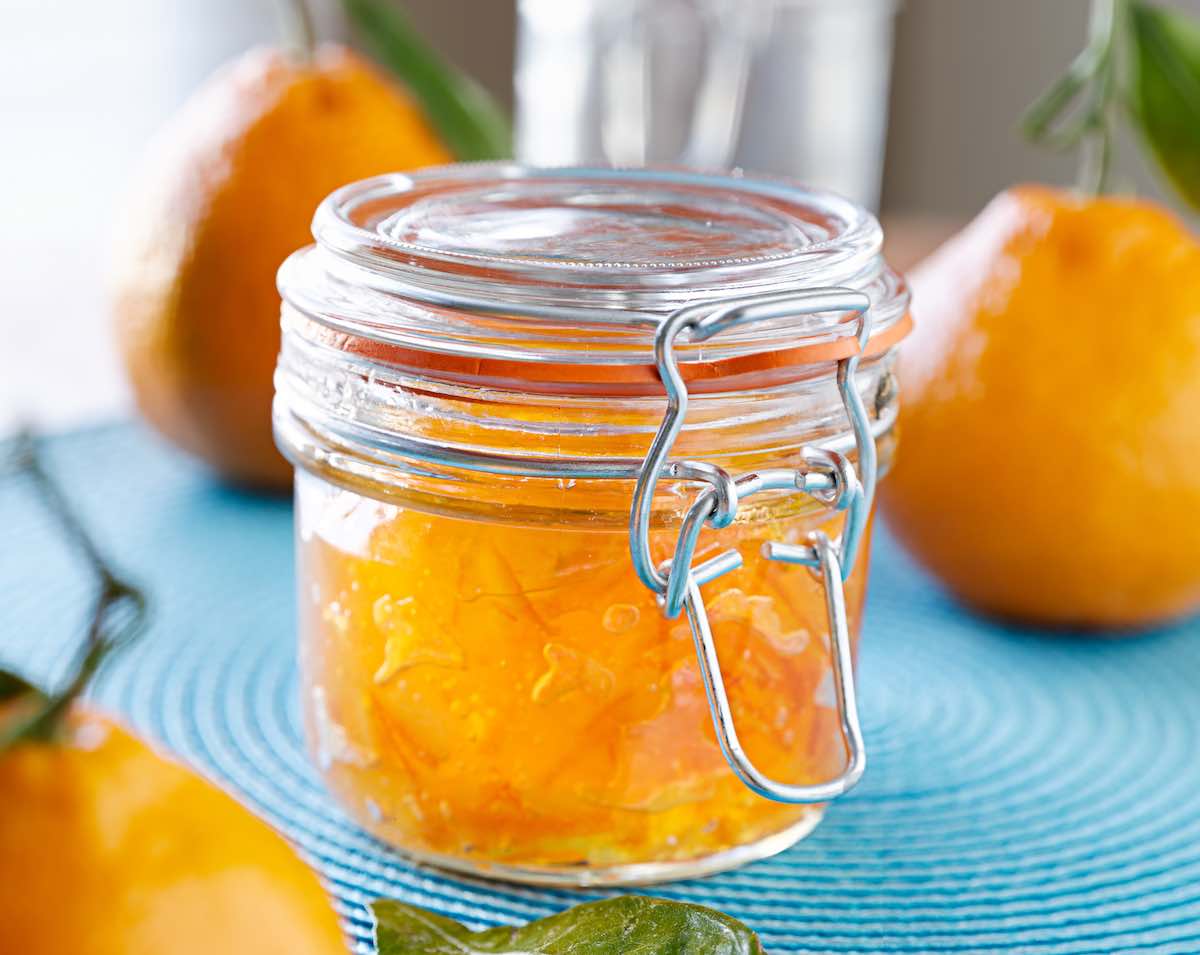 How to store and store orange marmalade.