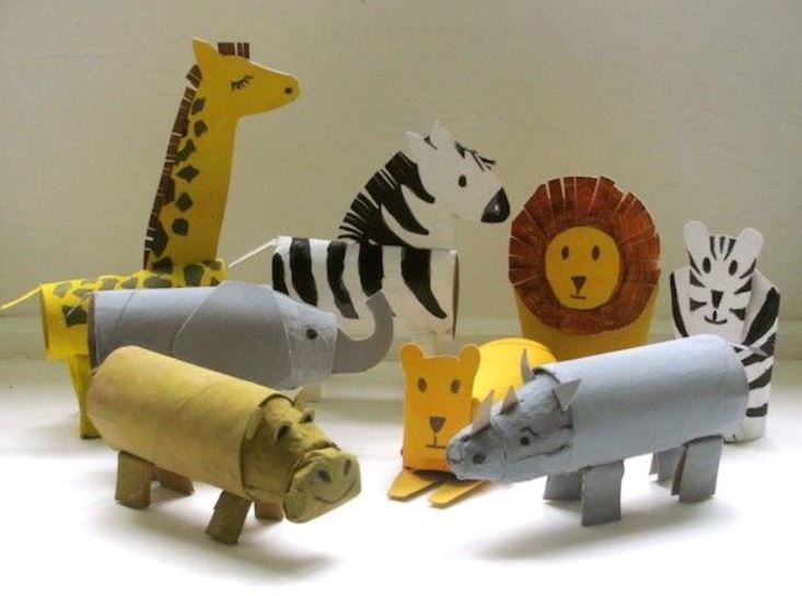 Ideas for making animal crafts with recycled materials