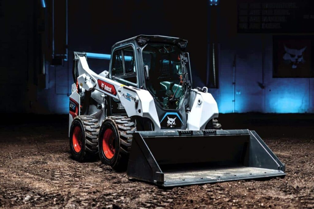 Bobcat S7X, the world's first all-electric skid steer loader