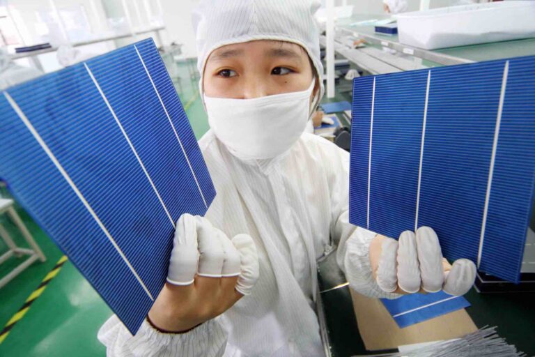 Chinese solar panel prices fall to record lows