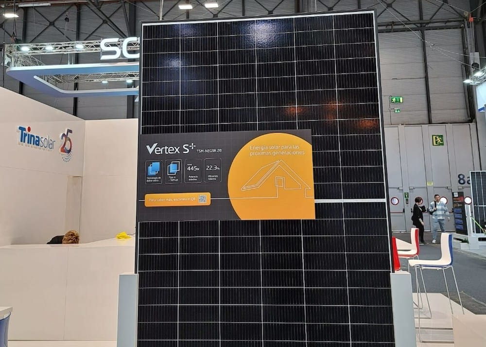 Trina Solar lanza una nueva serie Vertex, que incluye un módulo "transparente" de alta gama